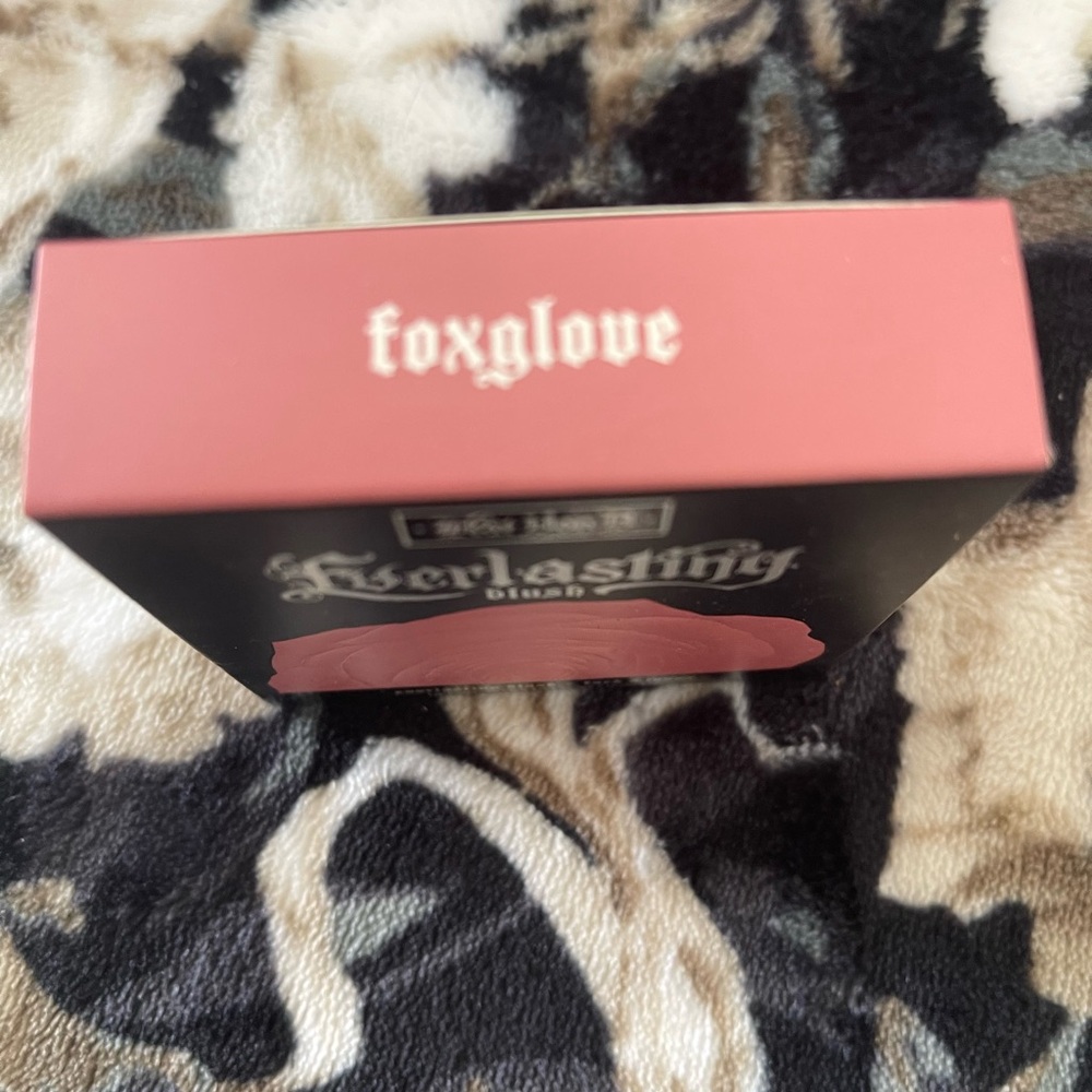 Kat Von D Foxglove Everlasting Blush - Picture 4 of 7